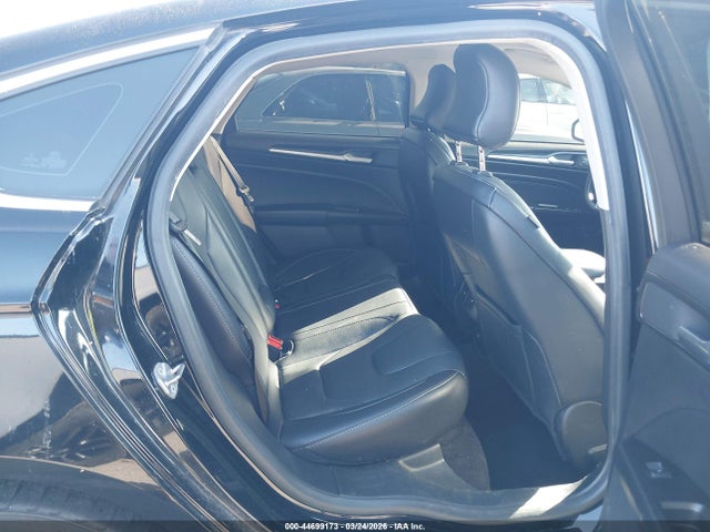 Ford Fusion Energi Titanium 2018 3FA6P0SU8JR204512 Image 8