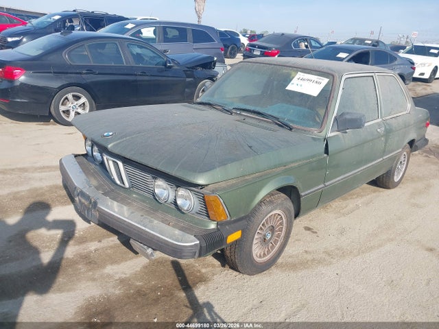 44699180 :رقم المزاد ، 7184617 vin ، 1984 Bmw 3 Series مزاد بيع