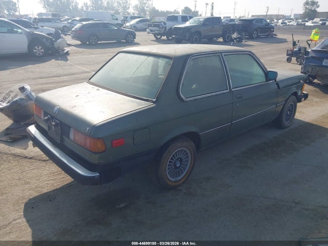 44699180 :رقم المزاد ، 7184617 vin ، 1984 Bmw 3 Series مزاد بيع