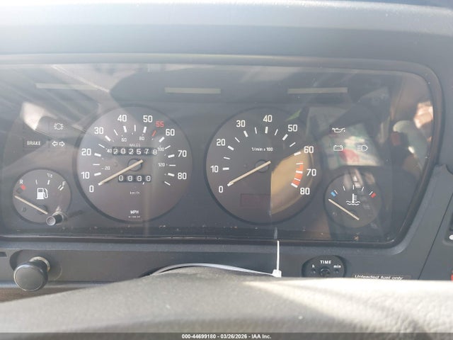 44699180 :رقم المزاد ، 7184617 vin ، 1984 Bmw 3 Series مزاد بيع