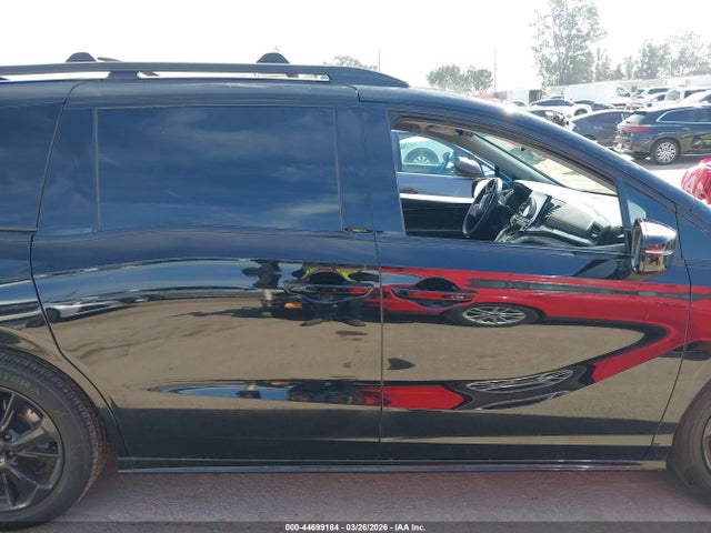 Honda Odyssey Elite 2024 5FNRL6H97RB006445 Image 14