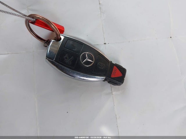 Продажа на аукционе авто 2012 Mercedes-benz C 300 Luxury 4matic/sport 4matic, vin: WDDGF8BB9CA645101, номер лота: 44699198