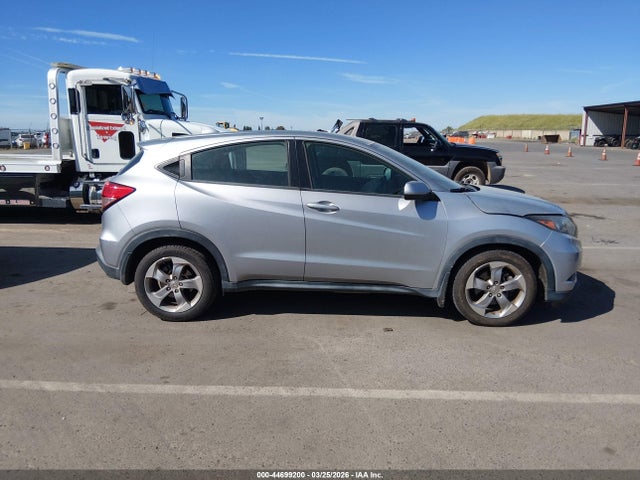 3CZRU5H3XHG704215 Honda HR-V LX