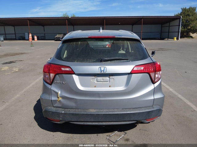 3CZRU5H3XHG704215 Honda HR-V LX