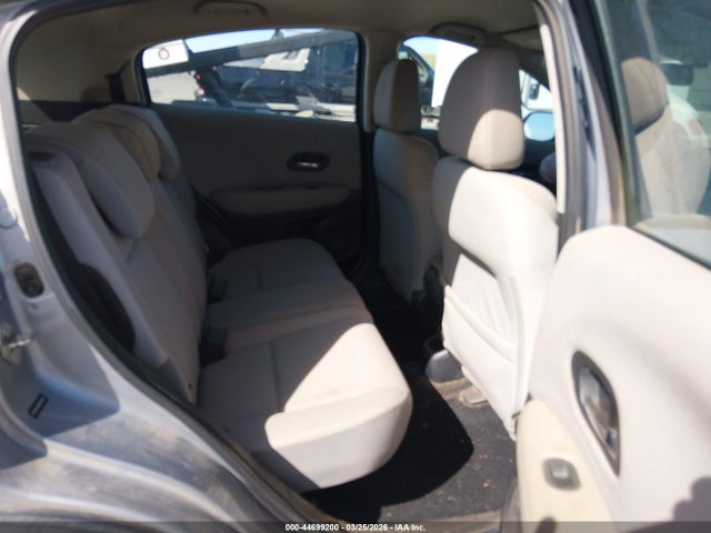 3CZRU5H3XHG704215 Honda HR-V LX