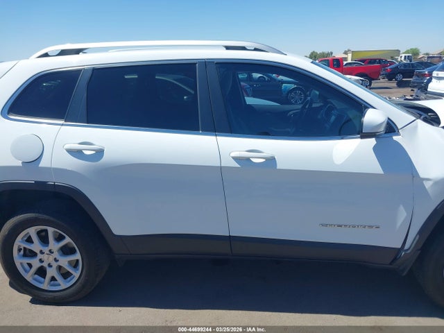 Jeep Cherokee Latitude 2016 1C4PJMCS9GW259576 Image 13