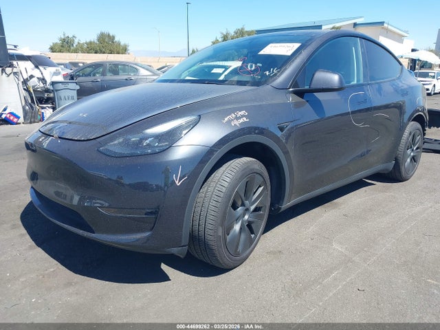 7SAYGDED7SF242261 Tesla Model Y Long Range Dual Motor Rear-wheel Drive