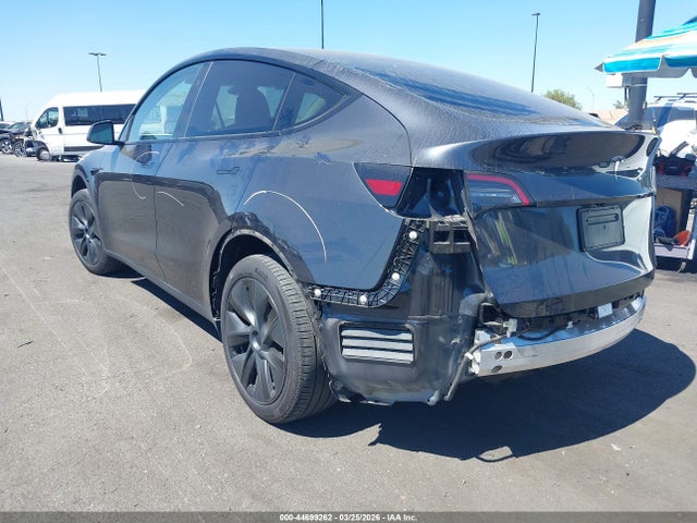 7SAYGDED7SF242261 Tesla Model Y Long Range Dual Motor Rear-wheel Drive