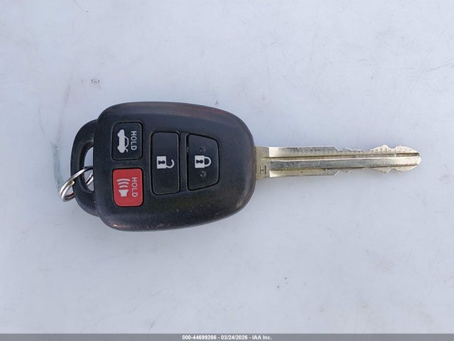 4T1BF1FK9HU632937 Toyota CAMRY SE