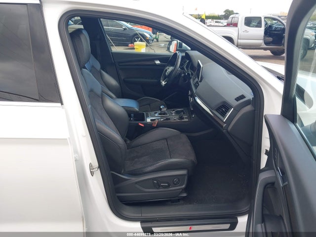 Продажа на аукционе авто 2018 Audi Sq5 3.0t Premium Plus, vin: WA1A4AFY7J2221140, номер лота: 44699275