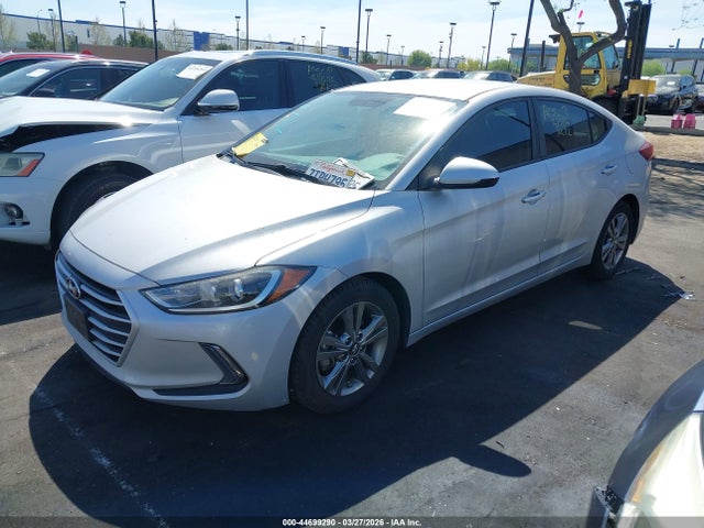 KMHD84LF6HU164256 Hyundai ELANTRA SE