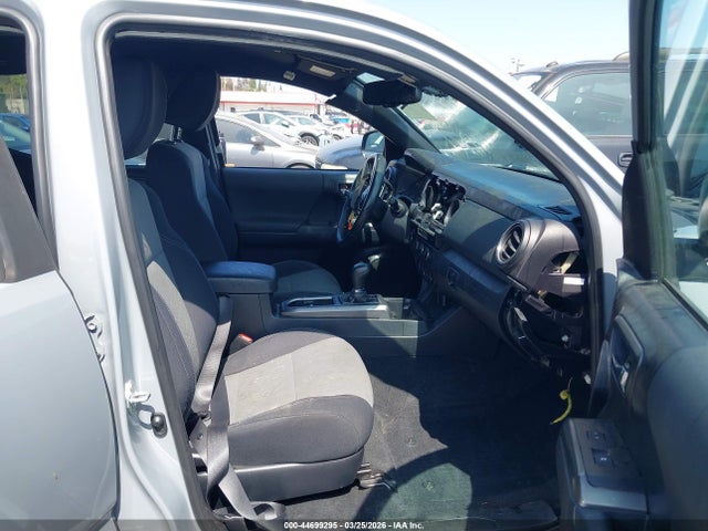 Aukcja sprzedaży 2021 Toyota Tacoma Trd Sport, vin: 5TFAZ5CN9MX112985, numer aukcji: 44699295