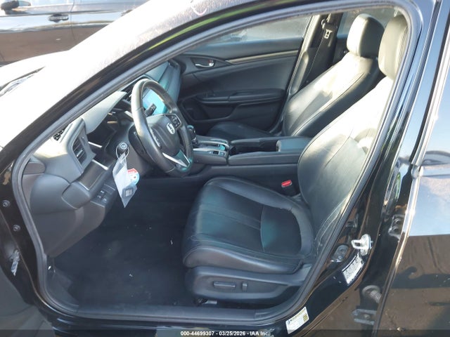 Honda Civic Sport Touring 2017 SHHFK7H93HU416331 Image 5