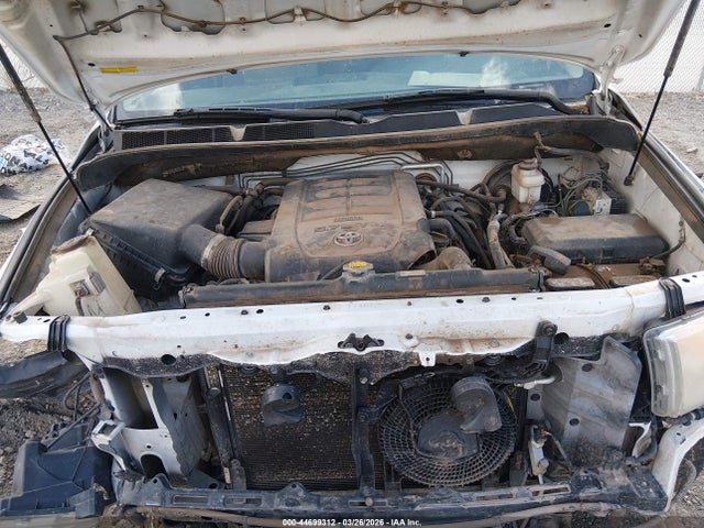 2012 Toyota Sequoia Sr5 5.7l V8 მანქანა იყიდება აუქციონზე, vin: 5TDBY5G14CS068123, აუქციონის ნომერი: 44699312