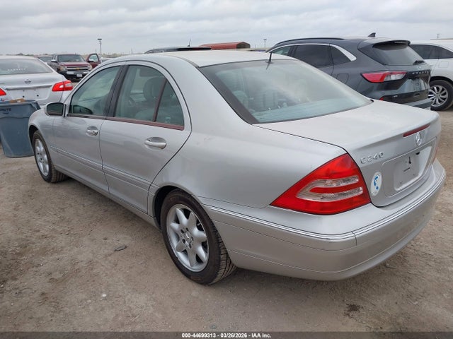 Продаж на аукціоні авто 2002 Mercedes-benz C 240, vin: WDBRF61JX2F191876, номер лоту: 44699313