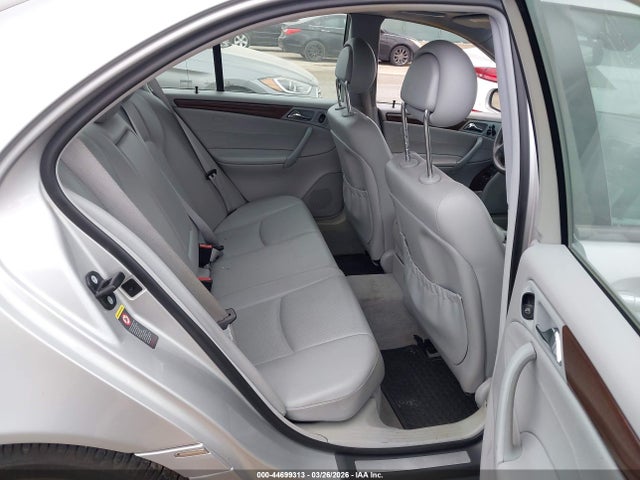 Продаж на аукціоні авто 2002 Mercedes-benz C 240, vin: WDBRF61JX2F191876, номер лоту: 44699313
