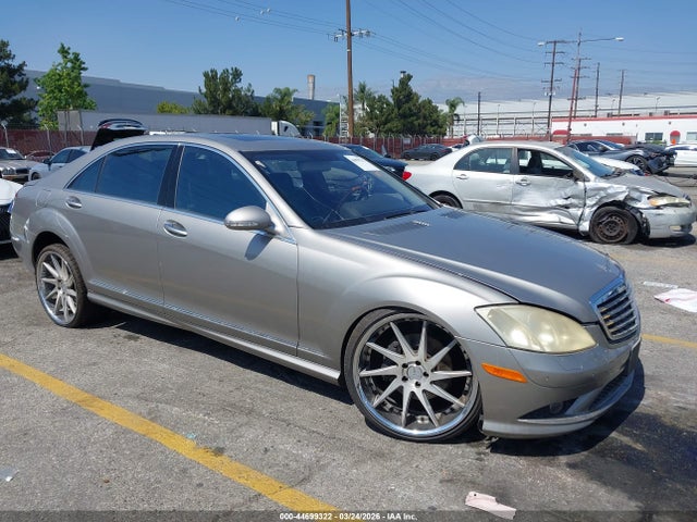 2007 MERCEDES-BENZ S 550 WDDNG71X87A093303