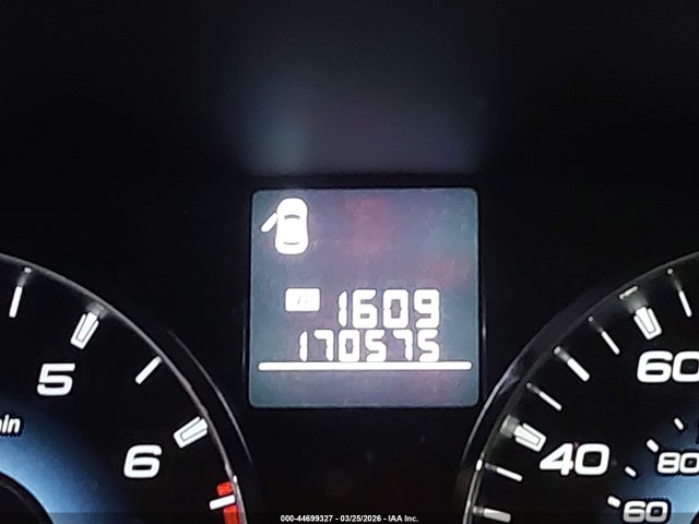 2010 Subaru Outback 2.5i Premium მანქანა იყიდება აუქციონზე, vin: 4S4BRBCC9A1333000, აუქციონის ნომერი: 44699327