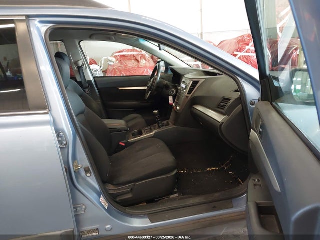 2010 Subaru Outback 2.5i Premium მანქანა იყიდება აუქციონზე, vin: 4S4BRBCC9A1333000, აუქციონის ნომერი: 44699327