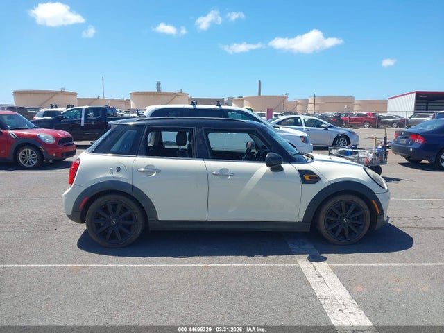 Auction sale of the 2015 Mini Hardtop Cooper, vin: WMWXS5C54FT832538, lot number: 44699329