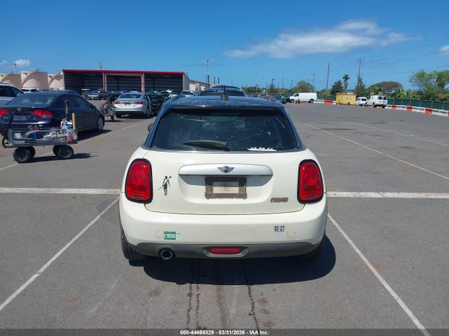 Auction sale of the 2015 Mini Hardtop Cooper, vin: WMWXS5C54FT832538, lot number: 44699329