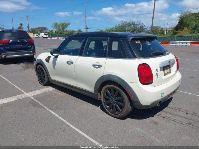 Auction sale of the 2015 Mini Hardtop Cooper, vin: WMWXS5C54FT832538, lot number: 44699329