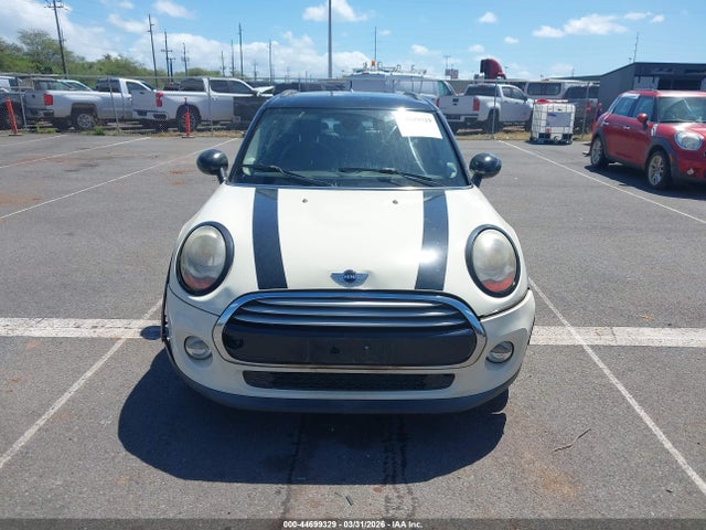 Auction sale of the 2015 Mini Hardtop Cooper, vin: WMWXS5C54FT832538, lot number: 44699329
