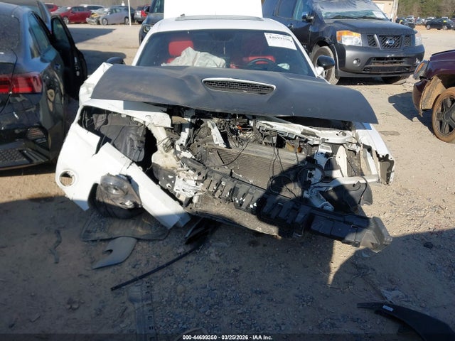 2015 Dodge Challenger Sxt Plus მანქანა იყიდება აუქციონზე, vin: 2C3CDZBG9FH759335, აუქციონის ნომერი: 44699350