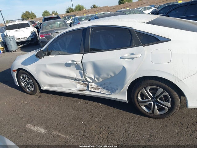 2HGFC2F52JH518285 Honda Civic Lx