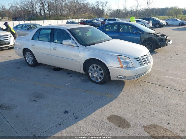 2011 CADILLAC DTS 1G6KH5E6XBU107695