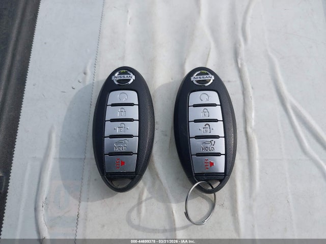 44699378 :رقم المزاد ، KNMAT2MV8JP585934 vin ، 2018 Nissan Rogue Sv مزاد بيع