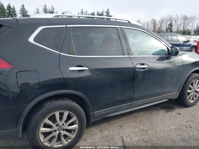 44699378 :رقم المزاد ، KNMAT2MV8JP585934 vin ، 2018 Nissan Rogue Sv مزاد بيع