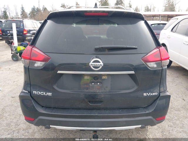 44699378 :رقم المزاد ، KNMAT2MV8JP585934 vin ، 2018 Nissan Rogue Sv مزاد بيع