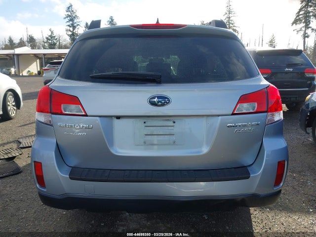4S4BRBNC3E3211921 Subaru Outback 2.5i Limited