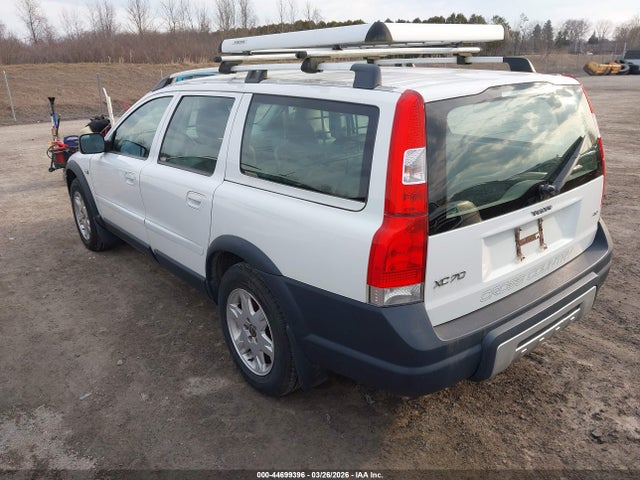 2005 VOLVO XC70 YV1SZ592951182602 Photo 2
