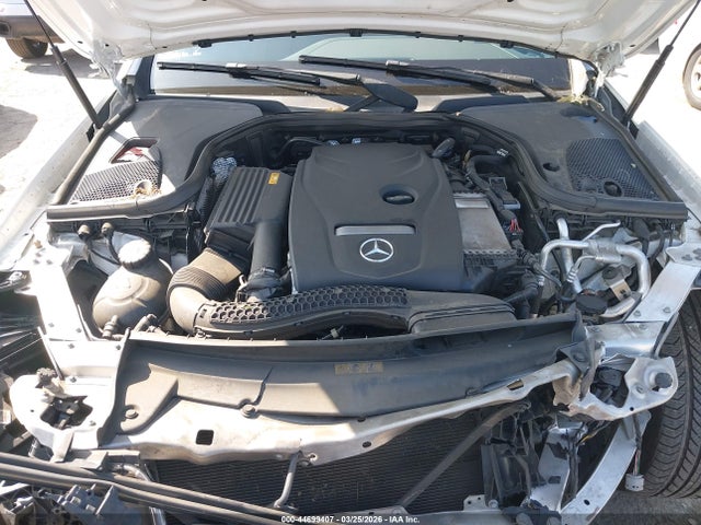 2019 Mercedes-benz E 300 მანქანა იყიდება აუქციონზე, vin: WDDZF4JB7KA681404, აუქციონის ნომერი: 44699407