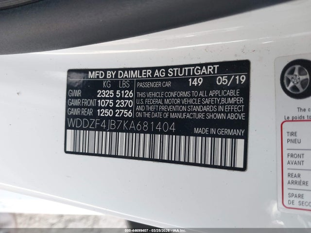 2019 Mercedes-benz E 300 მანქანა იყიდება აუქციონზე, vin: WDDZF4JB7KA681404, აუქციონის ნომერი: 44699407