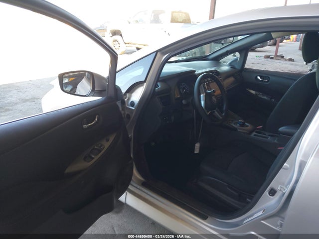 2023 NISSAN LEAF 1N4AZ1BV7PC553820 Photo 4