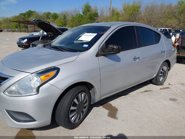 3N1CN7APXJL804557 Nissan Versa 1.6 Sv