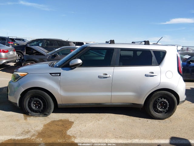 KIA Soul 2016 KNDJN2A25G7822151 Image 14