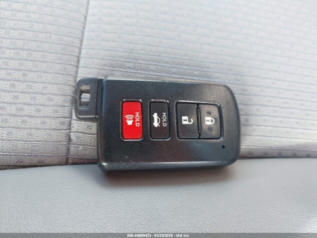 4T1BD1FK0GU180400 Toyota Camry Hybrid Se