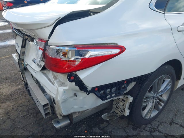 4T1BD1FK0GU180400 Toyota Camry Hybrid Se