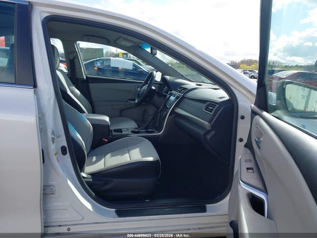 4T1BD1FK0GU180400 Toyota Camry Hybrid Se