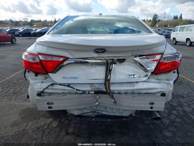 4T1BD1FK0GU180400 Toyota Camry Hybrid Se