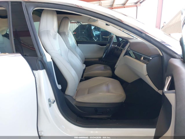 2013 TESLA MODEL S 5YJSA1CG6DFP22438 Photo 4