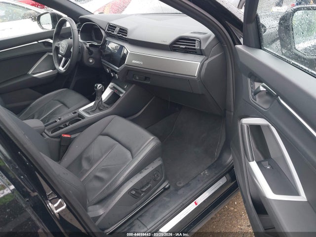 2025 AUDI Q3 WA1DECF38S1013639 Photo 4