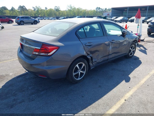44699452 :رقم المزاد ، 19XFB2F72FE088070 vin ، 2015 Honda Civic Se مزاد بيع