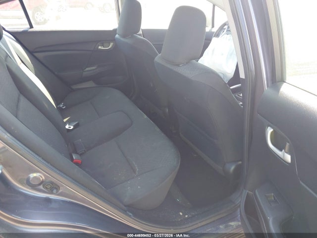 44699452 :رقم المزاد ، 19XFB2F72FE088070 vin ، 2015 Honda Civic Se مزاد بيع