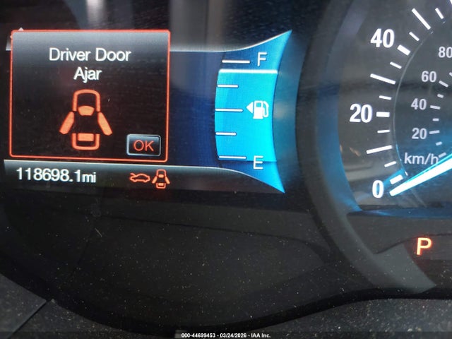 3FA6P0HD8JR224363 Ford FUSION SE