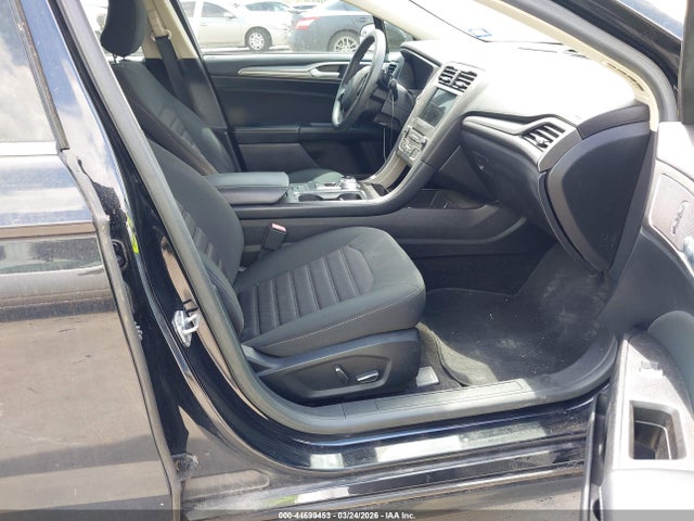 3FA6P0HD8JR224363 Ford FUSION SE